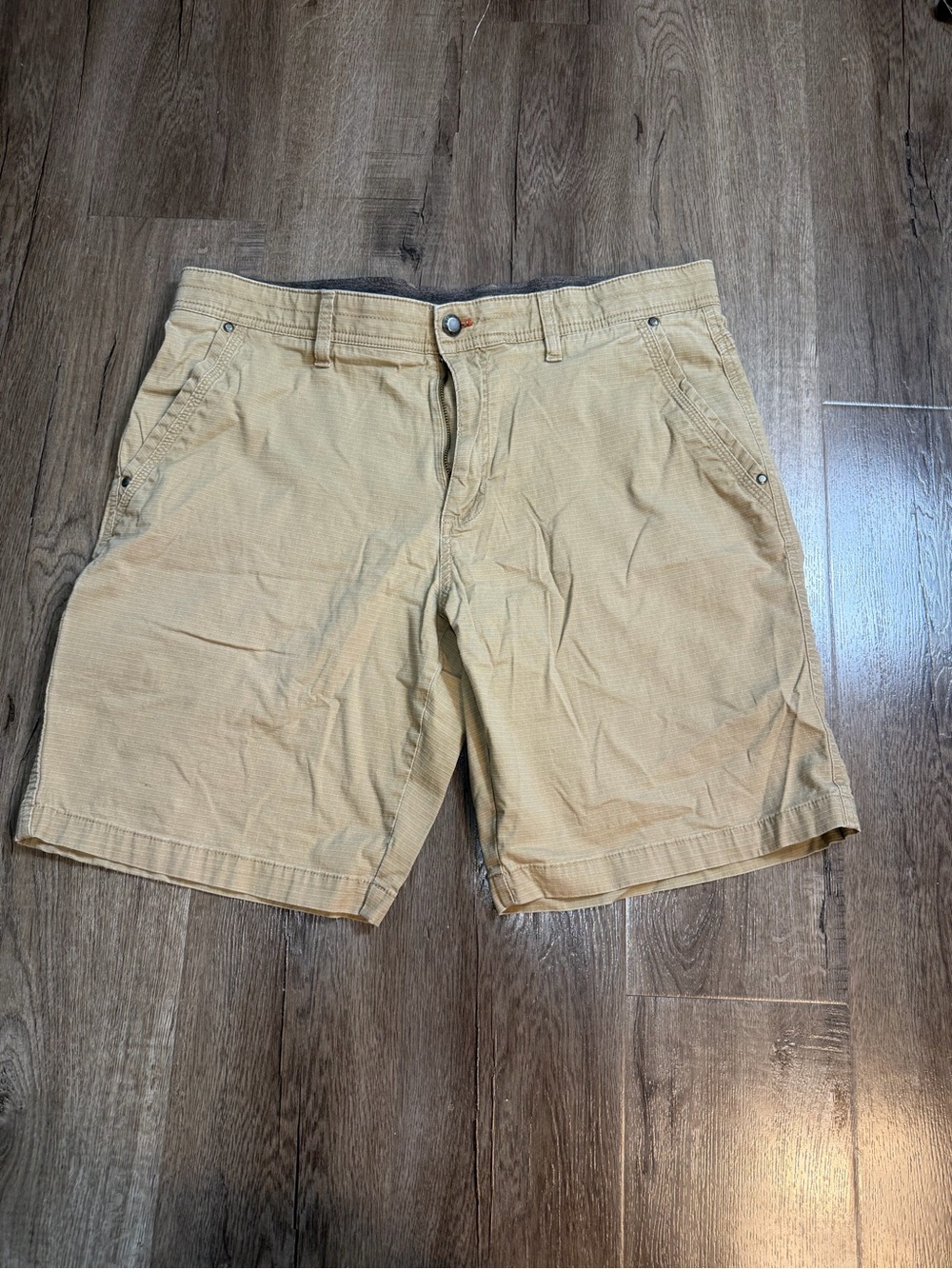 Men's Tan Casual Shorts